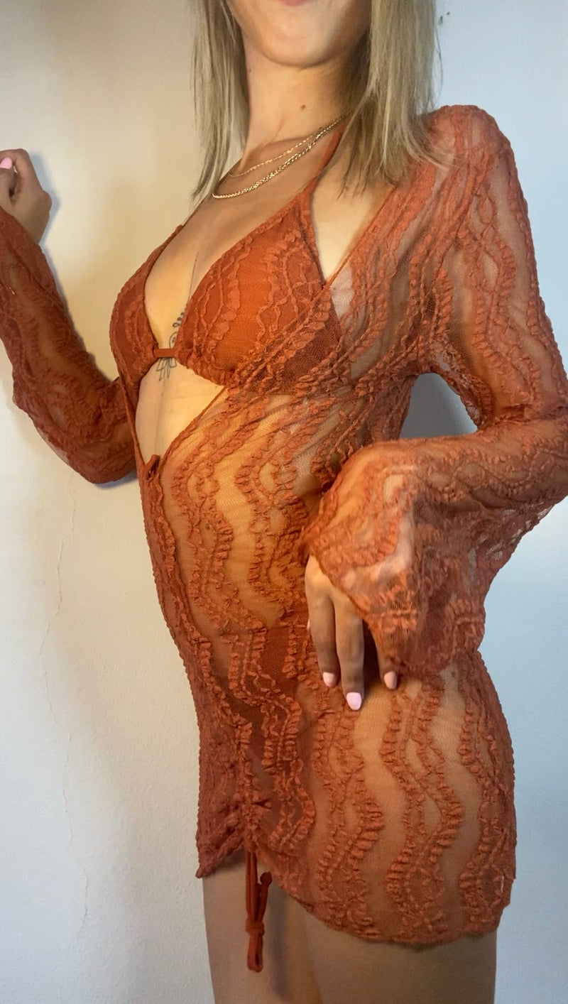 copricostume arancio ricamato